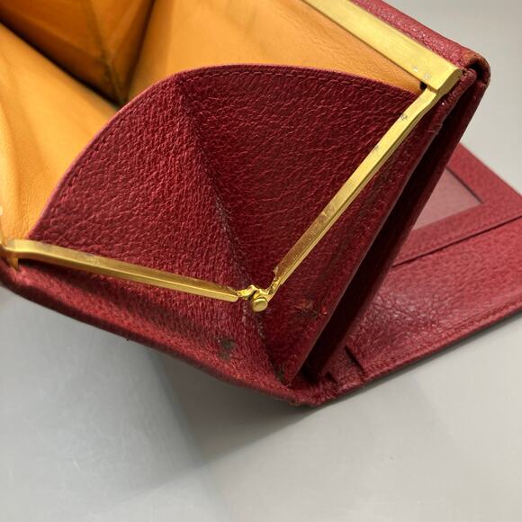 VTG Gucci Wallet Red Leather Bifold Kisslock Framed Card Holder Classic Luxury - Picture 11 of 15